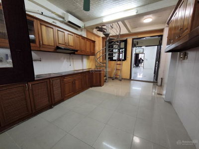 Nguyen Hong Street, Vietnam Nguyen Hong Street, Vietnam