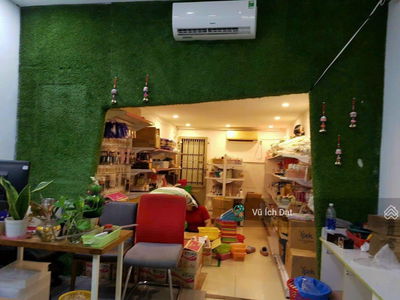 No. 12, Vietnam No. 12, Vietnam