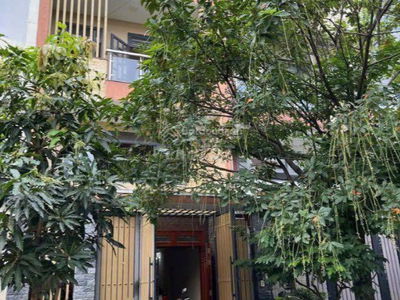 Lien Phuong Street, Vietnam  Lien Phuong Street, Vietnam