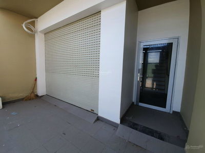 Tran Xuan Soan Street, Vietnam  Tran Xuan Soan Street, Vietnam