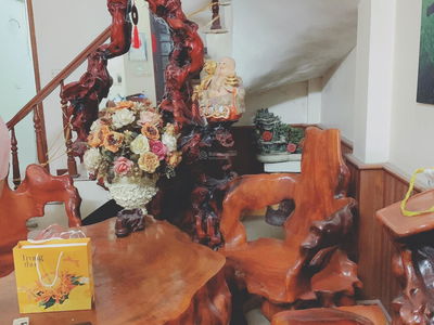 Nguyen Van Cu Street, Vietnam  Nguyen Van Cu Street, Vietnam