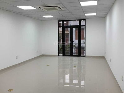 Xuan La Street, Vietnam Xuan La Street, Vietnam