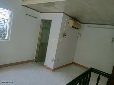 Ton That Thuyet Street, Vietnam  Ton That Thuyet Street, Vietnam