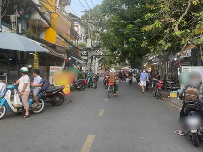 Street 1, Vietnam  Street 1, Vietnam