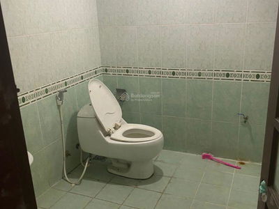 Lien Phuong Street, Vietnam  Lien Phuong Street, Vietnam