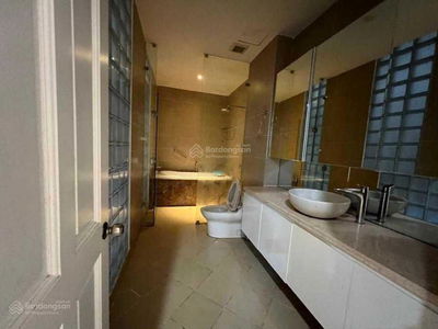 Him Lam Kenh Te, Vietnam  Him Lam Kenh Te, Vietnam