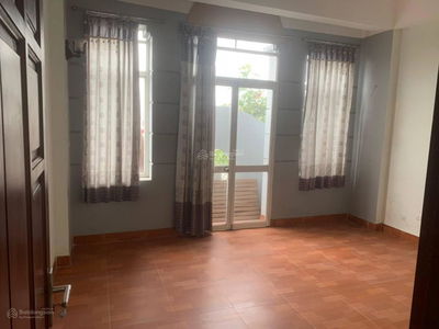 Hung Thinh Street, Vietnam Hung Thinh Street, Vietnam