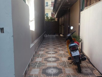 Tan Thuy Street, Vietnam  Tan Thuy Street, Vietnam