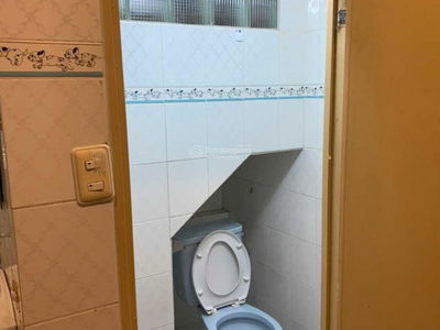 212/, Vietnam  212/, Vietnam