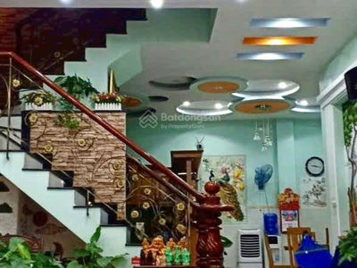 Huynh Tan Phat Street, Vietnam  Huynh Tan Phat Street, Vietnam