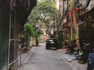 Nguyen Hong Street, Vietnam Nguyen Hong Street, Vietnam