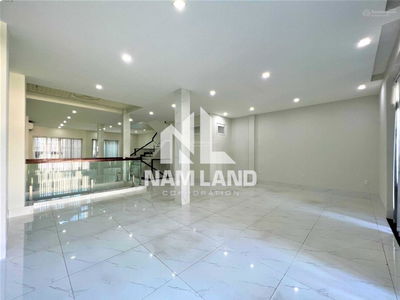 Nguyen Hoang Street, Vietnam Nguyen Hoang Street, Vietnam