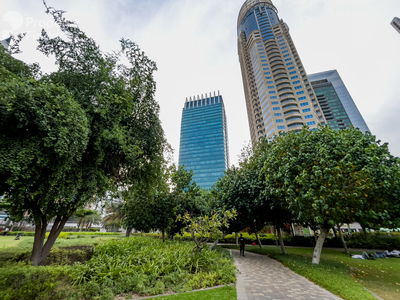 Lakeside Residence, United Arab Emirates  Lakeside Residence, United Arab Emirates