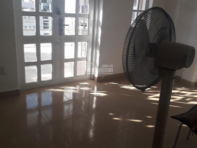 Pham Hung Street, Vietnam Pham Hung Street, Vietnam