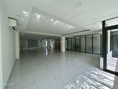 Truong Son Street, Vietnam Truong Son Street, Vietnam