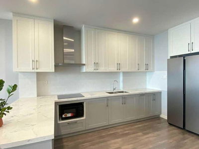 D'. Le Pont D’or - Hoang Cau, Vietnam D'. Le Pont D’or - Hoang Cau, Vietnam