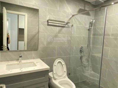 D'. Le Pont D’or - Hoang Cau, Vietnam D'. Le Pont D’or - Hoang Cau, Vietnam