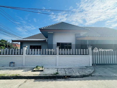 Burasiri Koh Kaew, Phuket, Thailand Burasiri Koh Kaew, Phuket, Thailand