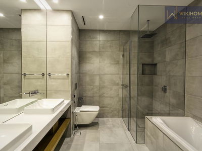 1 JBR, United Arab Emirates  1 JBR, United Arab Emirates