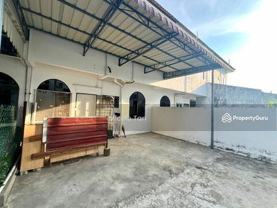 Terrace house at Muar, Malaysia Terrace house at Muar, Malaysia