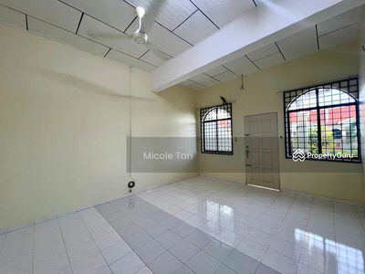 Terrace house at Muar, Malaysia Terrace house at Muar, Malaysia