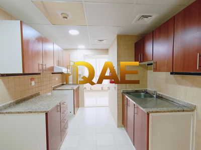 Al Khail Gate, United Arab Emirates  Al Khail Gate, United Arab Emirates