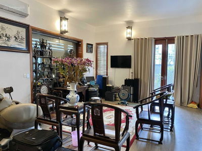 Ngoc Thuy Ward, Vietnam Ngoc Thuy Ward, Vietnam