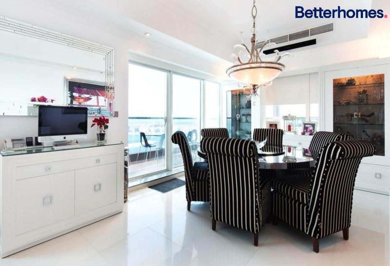 Emirates Crown, United Arab Emirates Emirates Crown, United Arab Emirates