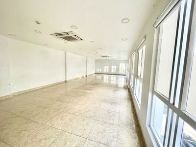 Truck Alley 371, Vietnam Truck Alley 371, Vietnam