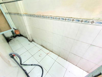 Pham Hung Street, Vietnam Pham Hung Street, Vietnam