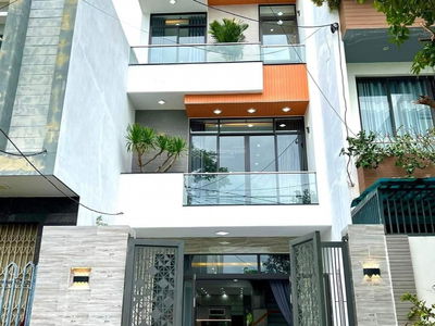 Hoang Hiep Street, Vietnam  Hoang Hiep Street, Vietnam