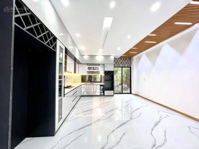 Hoang Hiep Street, Vietnam  Hoang Hiep Street, Vietnam