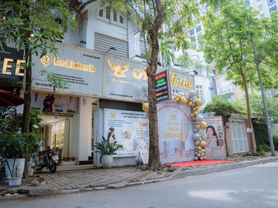 Pho Vong Street, Vietnam Pho Vong Street, Vietnam