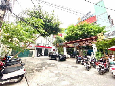 Hai Ba Trung Street, Vietnam Hai Ba Trung Street, Vietnam