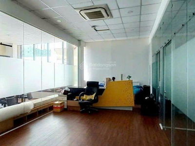 Hai Ba Trung Street, Vietnam Hai Ba Trung Street, Vietnam