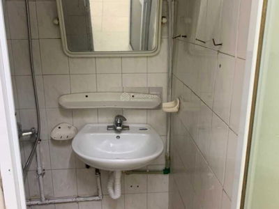 Tran Khat Chan Street, Vietnam  Tran Khat Chan Street, Vietnam