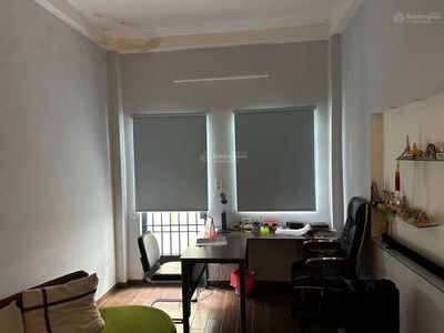 Le Van Sy Street, Vietnam Le Van Sy Street, Vietnam