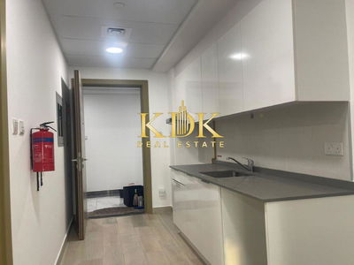 Bloom Towers C, United Arab Emirates  Bloom Towers C, United Arab Emirates