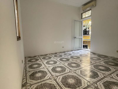 Ton Duc Thang Street, Vietnam Ton Duc Thang Street, Vietnam