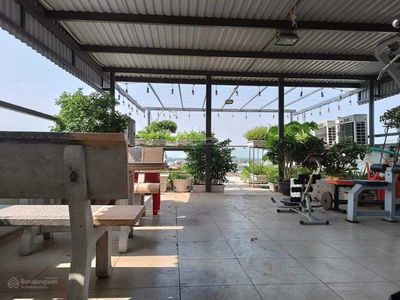 Ngo Gia Tu Street, Vietnam Ngo Gia Tu Street, Vietnam