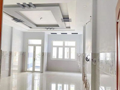 Lam Van Ben Street, Vietnam Lam Van Ben Street, Vietnam