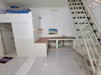 Quang Trung Street, Vietnam Quang Trung Street, Vietnam