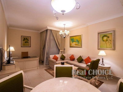 Mercure Dubai Barsha Heights Hotel Suites & Apartments, United Arab Emirates  Mercure Dubai Barsha Heights Hotel Suites & Apartments, United Arab Emirates