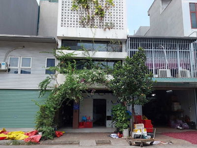 Linh Dam Street, Vietnam Linh Dam Street, Vietnam