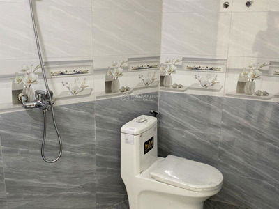 No. 18/90, Vietnam No. 18/90, Vietnam