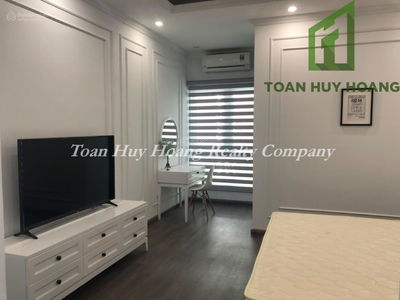 Tran Hung Dao Street, Vietnam  Tran Hung Dao Street, Vietnam