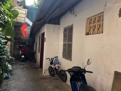 Alley 111/51 Lam Ha Street, Vietnam  Alley 111/51 Lam Ha Street, Vietnam