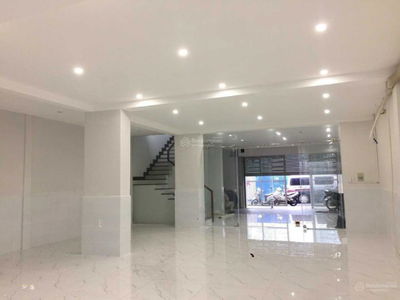 Bach Ma Street, Vietnam Bach Ma Street, Vietnam