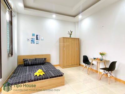 Nguyen Kiem Street, Vietnam Nguyen Kiem Street, Vietnam