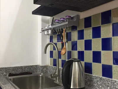 Lac Long Quan Street, Vietnam  Lac Long Quan Street, Vietnam